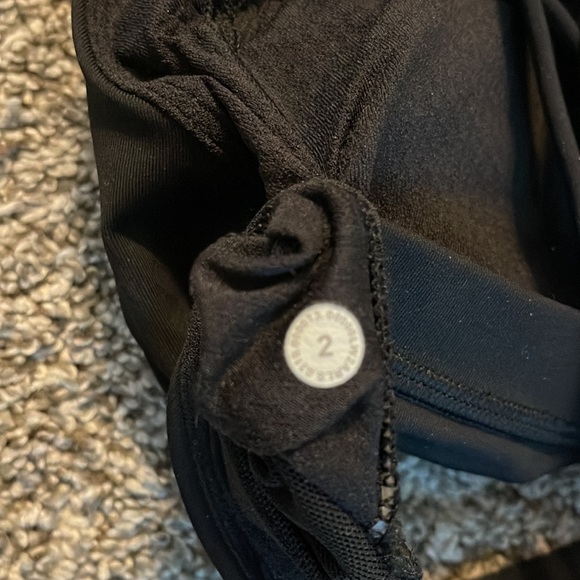 Lululemon Free To Be Serene Bra High Neck Light Support C/D Cup • Black • Size 2 - Picture 8 of 8